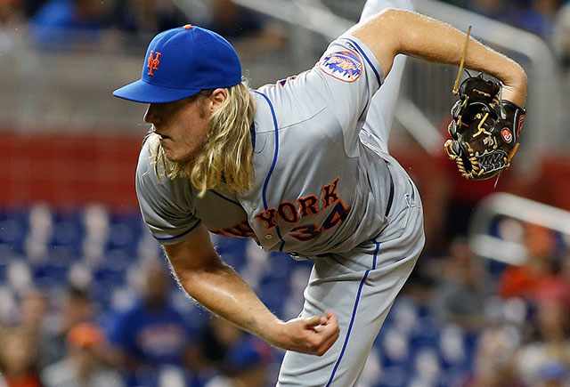 noah-syndergaard-mets-awards-watch.jpg